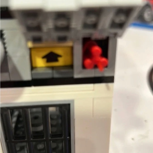 Lego police station - Picture 13 of 16